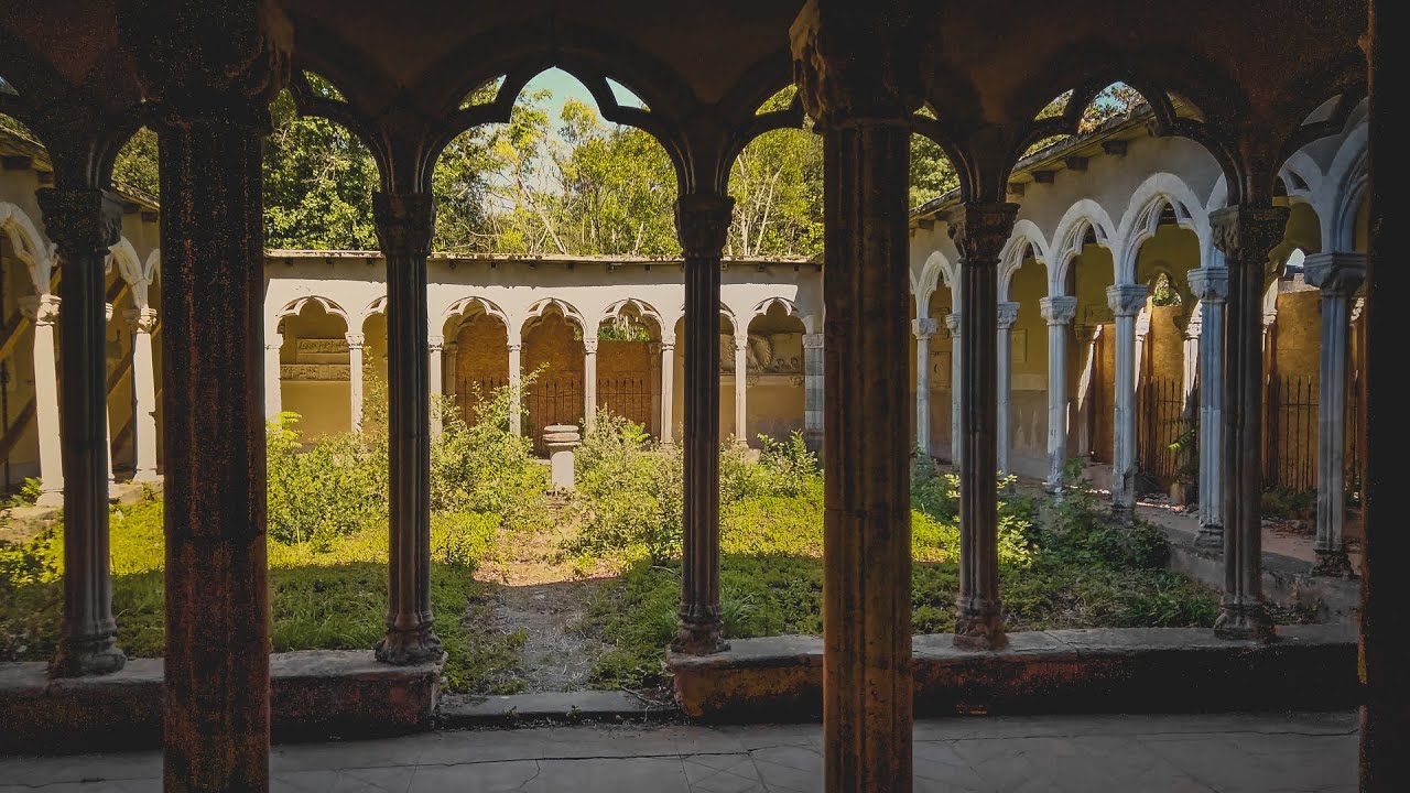 【4K】Exploring an abandoned but not forgotten eerie convent | France