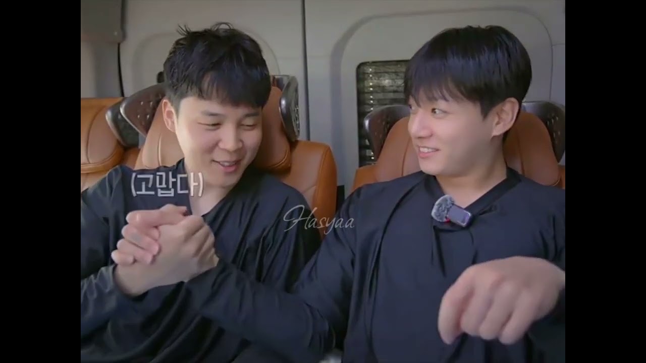 Jikook highfive so cute