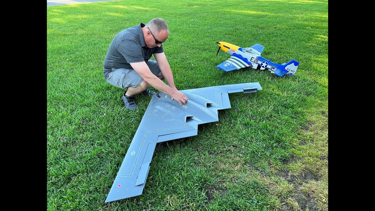 Freewing B-2 Spirit Bomber Maiden flight - Pilot Fox