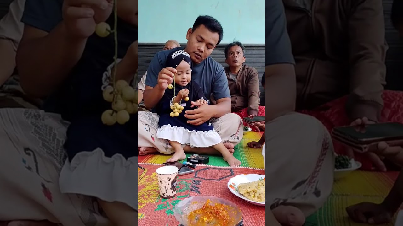 Pertemuan Bulanan di Rumah Bpk Sukron Makmun - Ibu Sholihah