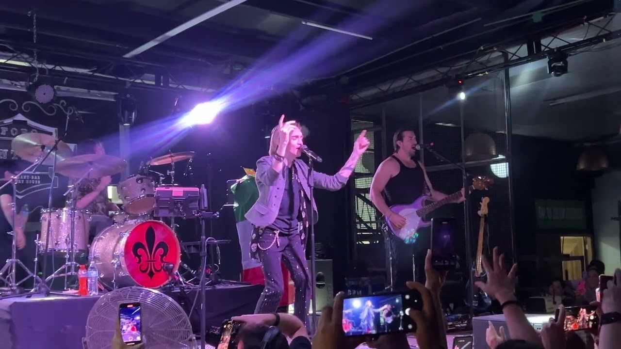 The calling - stand up now - CDMX 01/06/2024