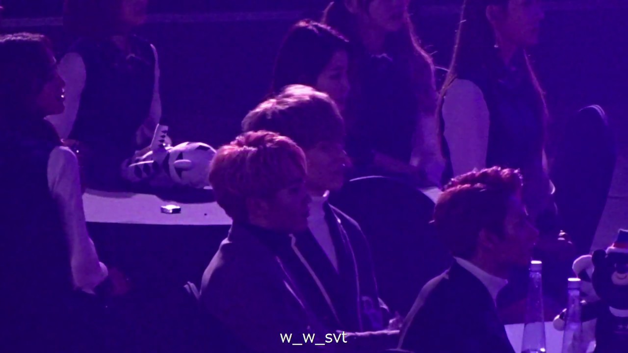 171115 SEVENTEEN (세븐틴) Reaction to ASTRO 【버논 승관  준 focus】@Asia Artist Awards