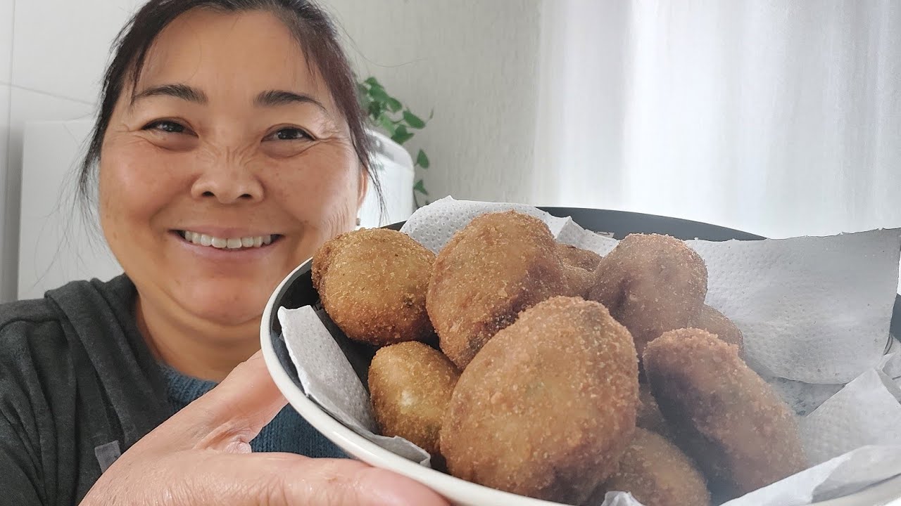 FAZENDO BOLINHO DE CARNE EMPANADO PRA CONGELAR E TER SEMPRE À MÃO