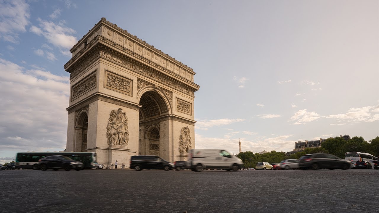 PHOTOGRAPHING PARIS WITH SONY A7R II + FE 85MM F1.8 - Paris Travel VLOG