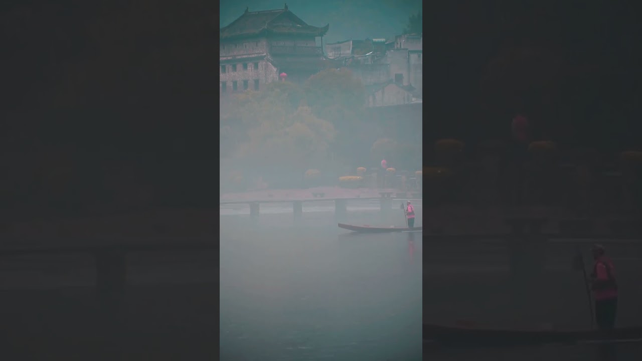 pleasure boat