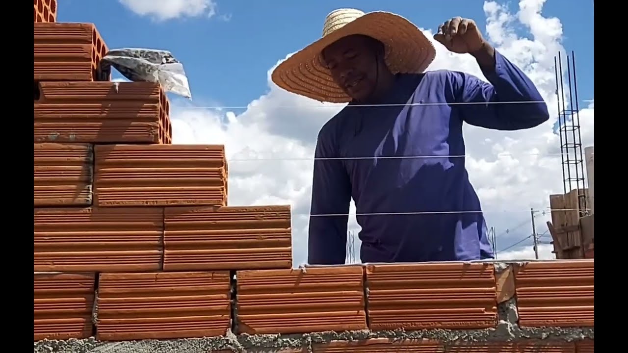 Tudo na argamassa polimérica,construido meu barraco do zero com pouco dinheiro.