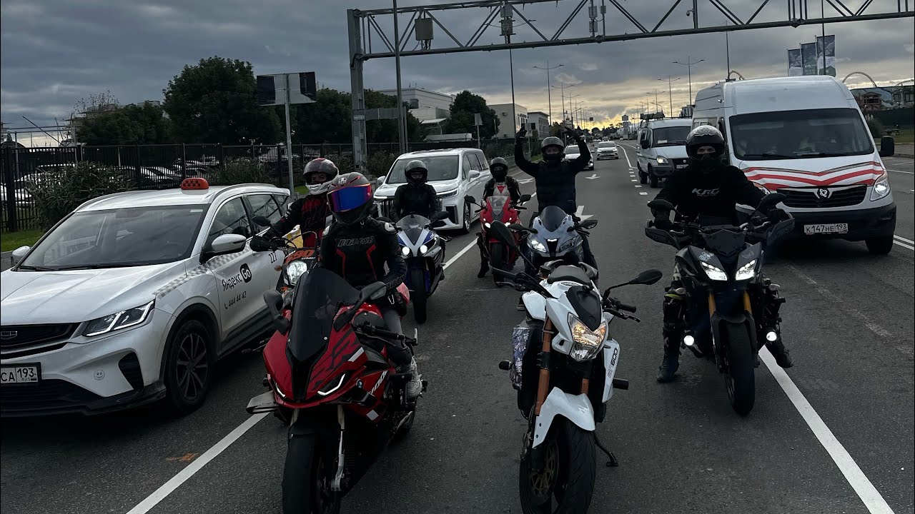 Зимние покатушки на мото в Сочи💦  #biker  #bmws1000rr #motovlog 