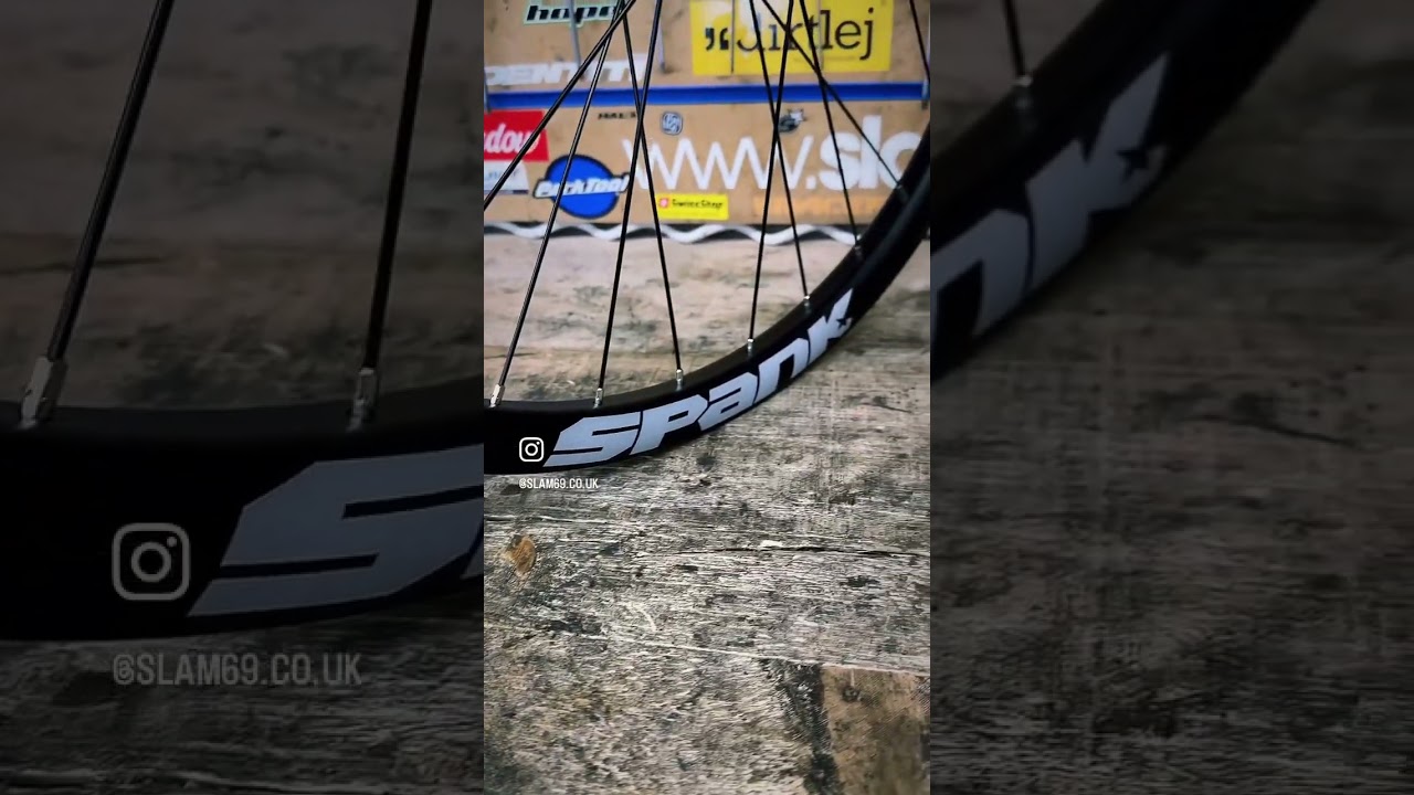 Spank spoon 32 rims matched up with silver Hope hubs and silver nipples make these wheels pop 👌