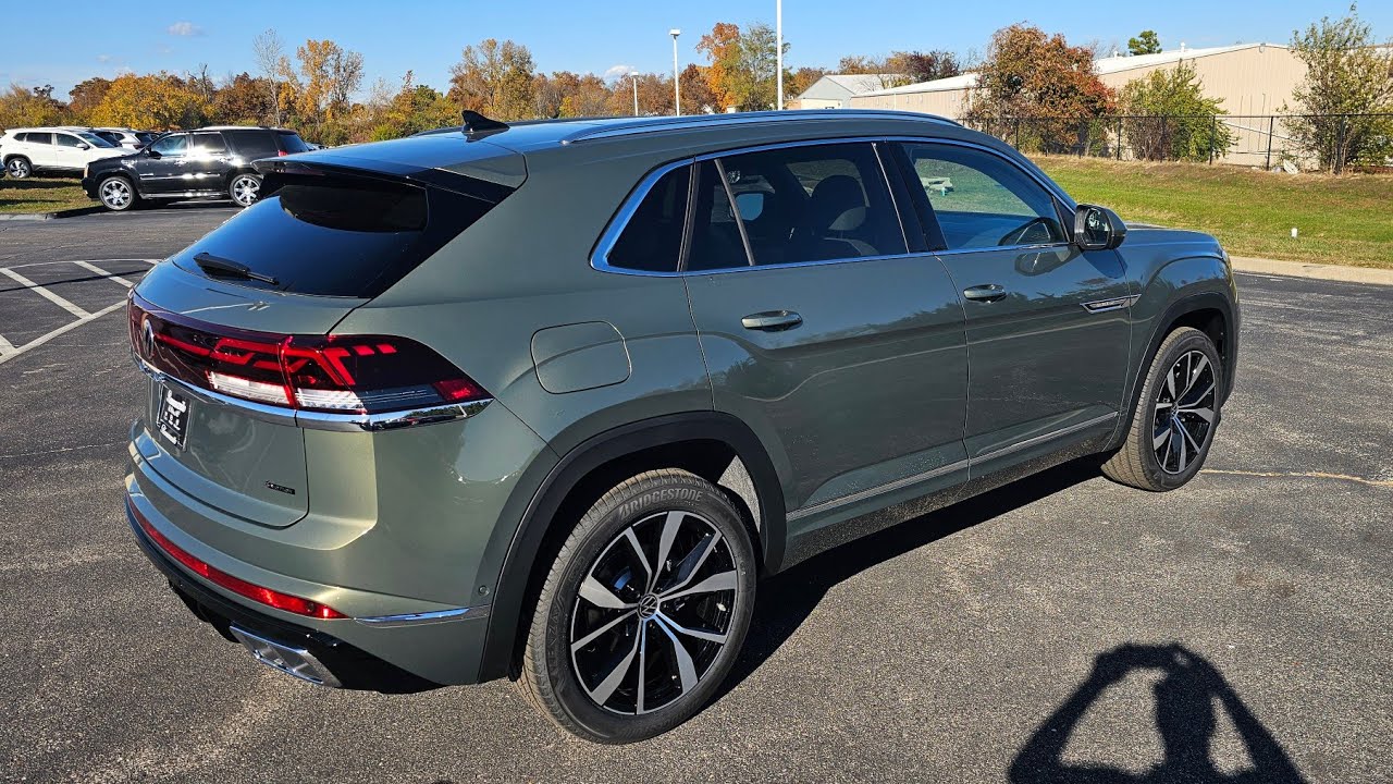 2026 VW Atlas Cross Sport 2.0T SEL Premium R-Line 4Motion!