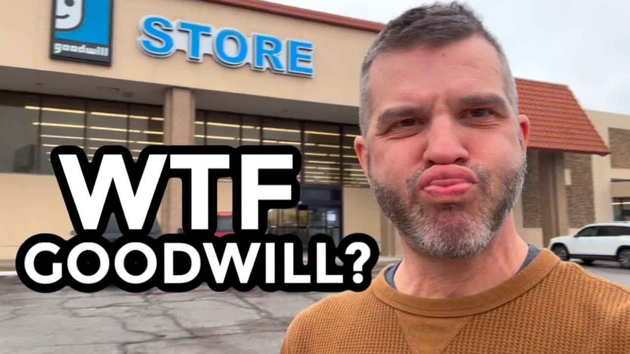 An EPIC Day of Thrifting For Vintage Toys, But WTF Goodwill?