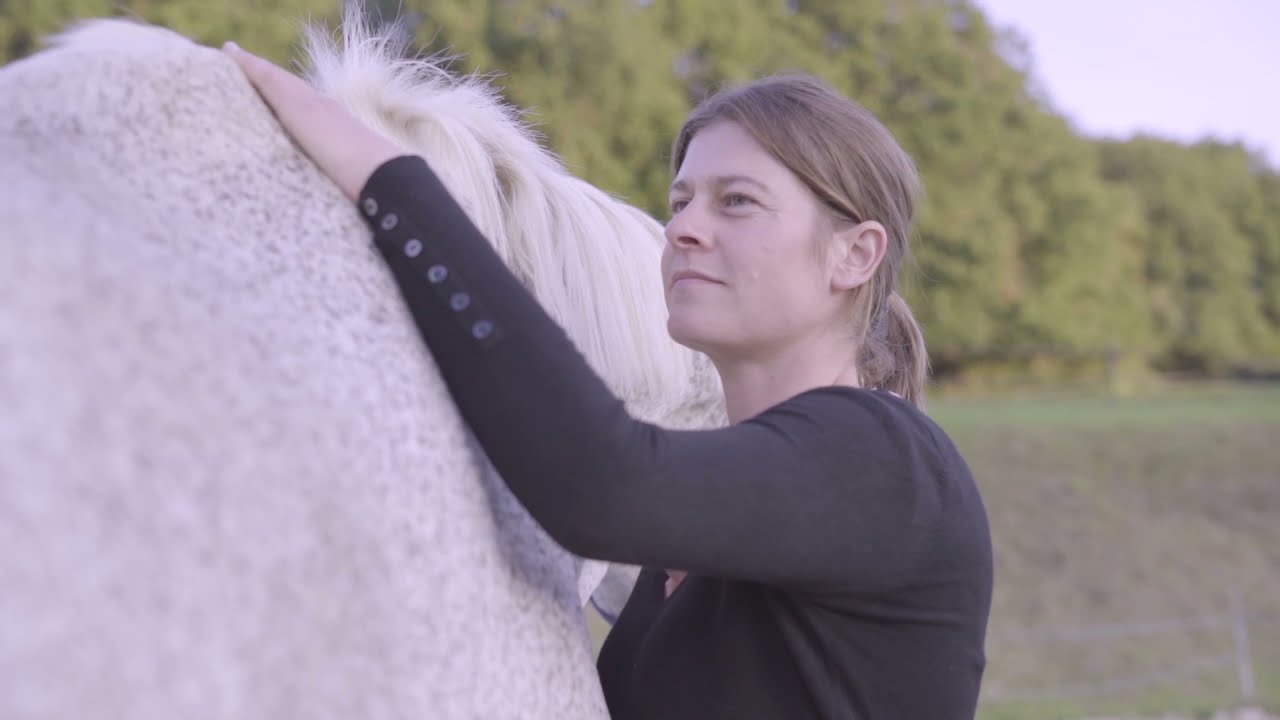 Capsule vidéo#1 - Présentation de Biopraxia et des parcours de formations en ostéopathie animale.