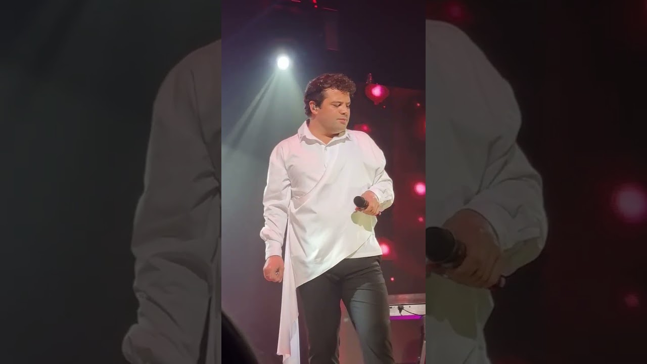 Joe Mcelderry, I look to you, 25.10.25, Whitley Bay.
