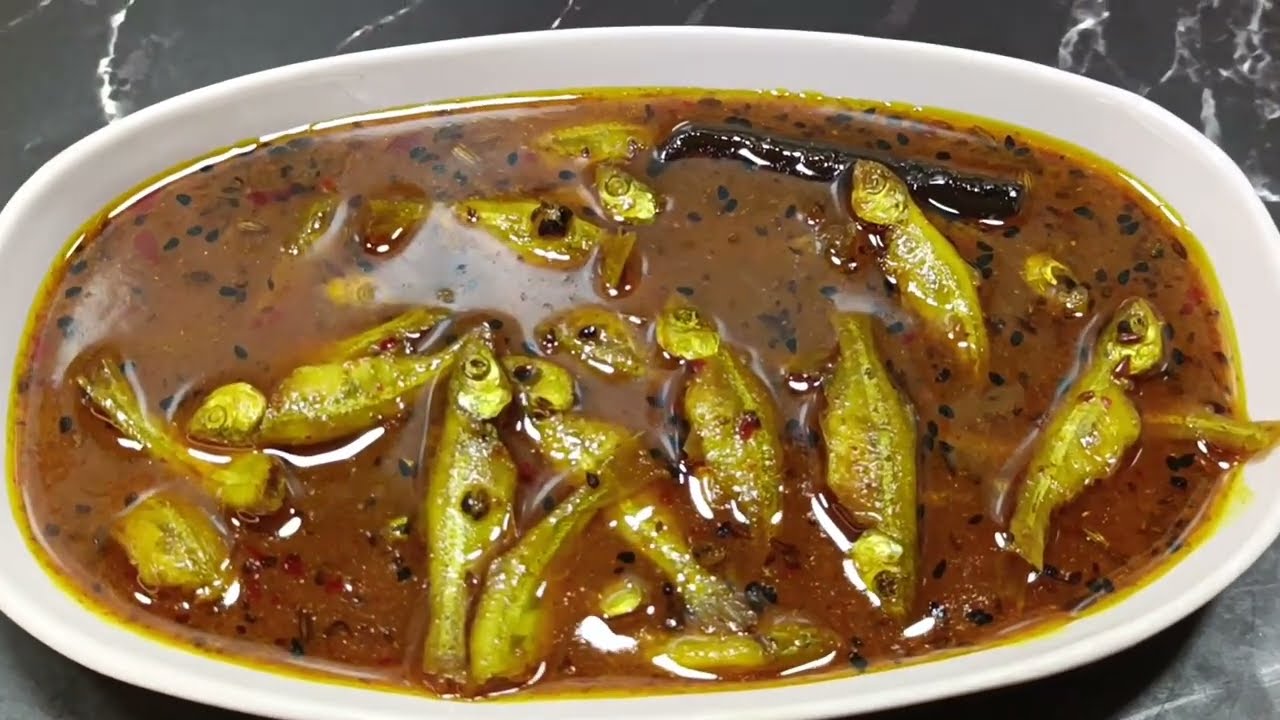 মৌরলা মাছের টক এইভাবে একবার বানিয়ে ফেলুন শেষ পাতে খাওয়ার জন্য | Mourola Macher Tok Recipe in Bengali