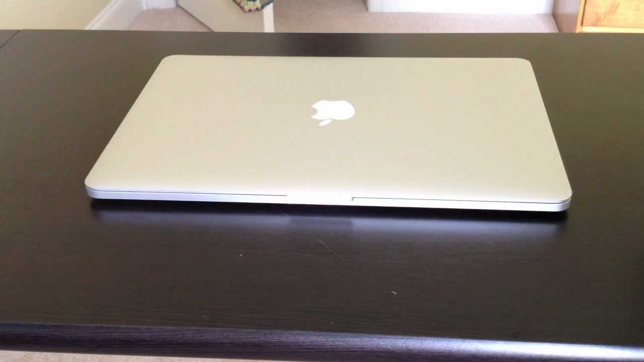 Apple Macbook Pro Retina Display Unboxing and First Look (Mid 2012) 15