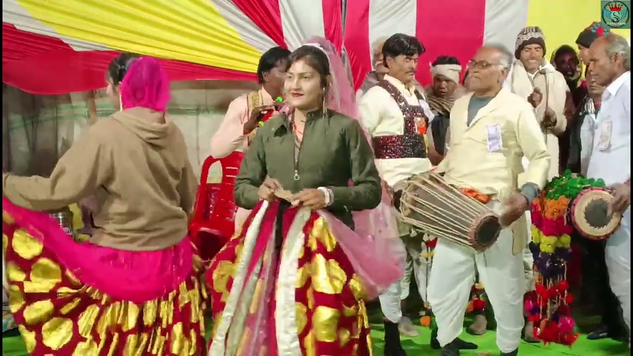 देसी नृत्य धमाका 💯