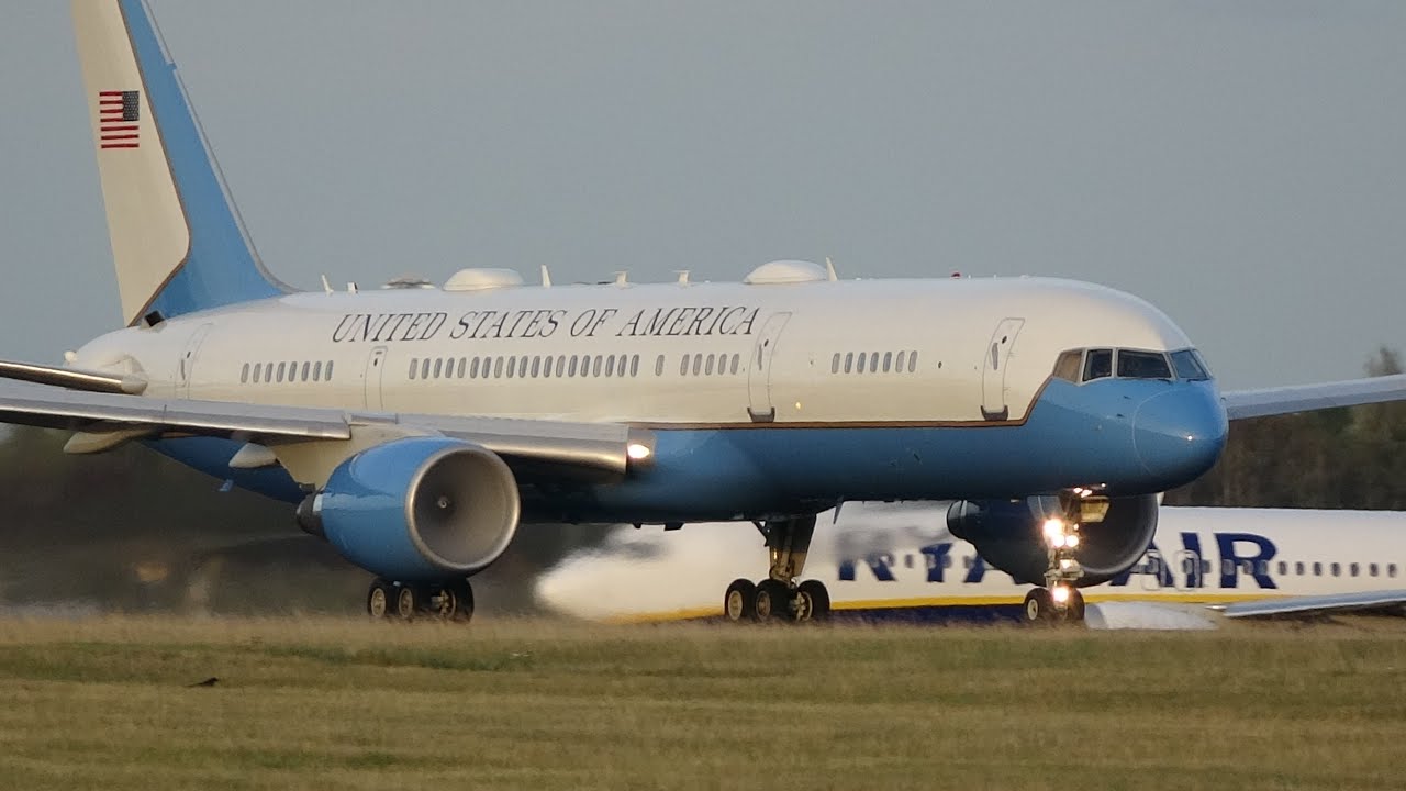 London Stansted Spotting - Trump UK Visit Part 2 - Boeing C-32 - 09-9915 & 99-0003 - September 2025