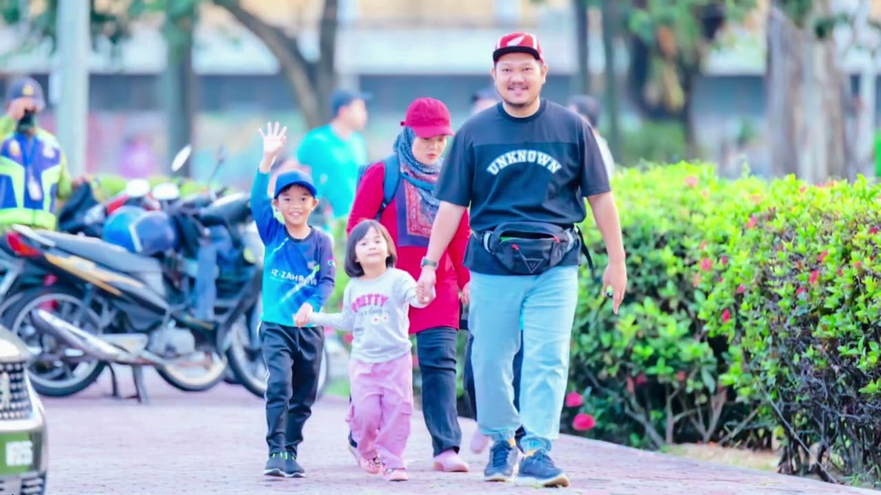 Montaj: MGGIS 2025 | SRIAZA Kampus Setia Alam