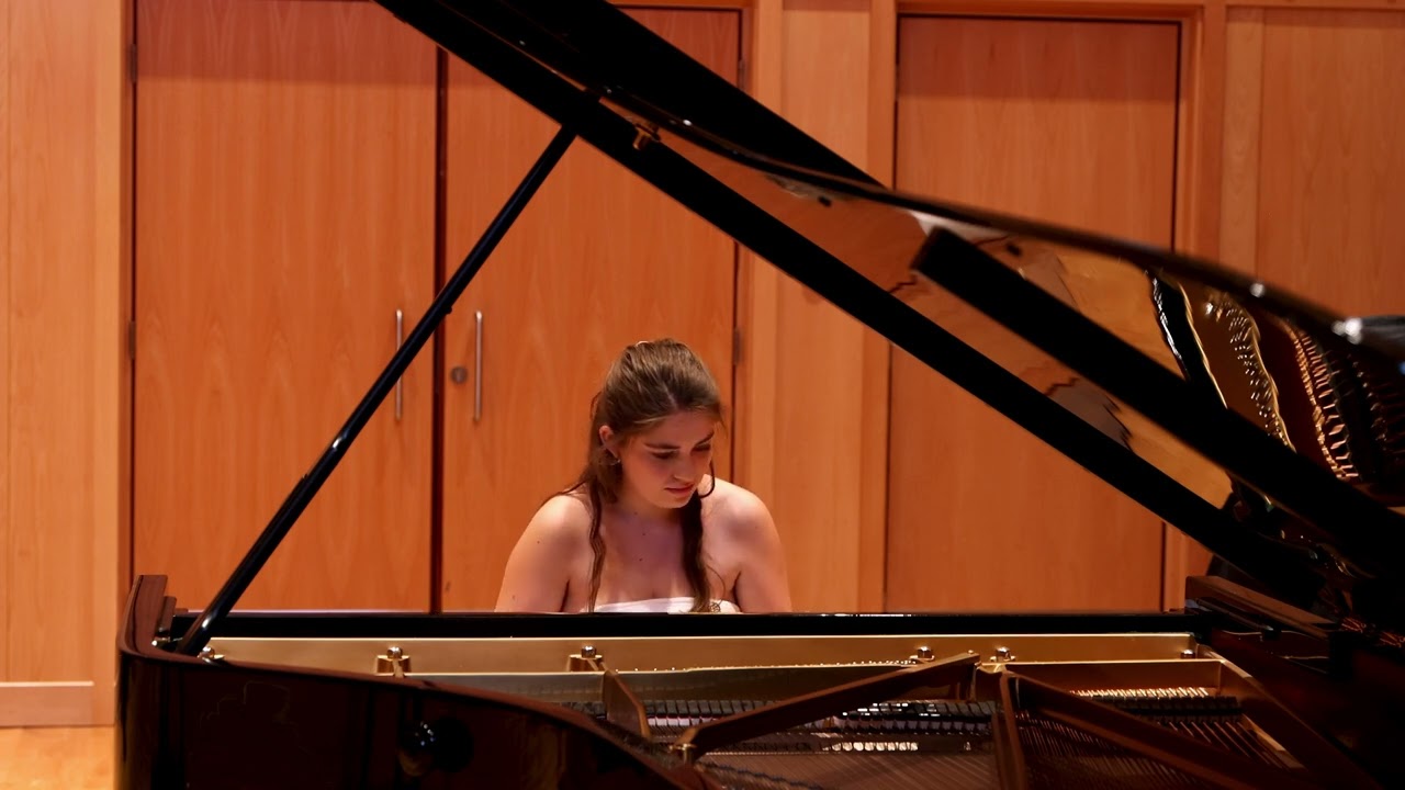 Cristiana Achim performs Jeux d'eau (Ravel)