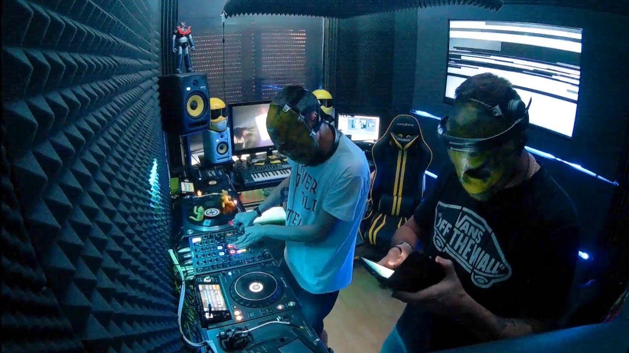 072 // The YellowHeads Studio Mix // 072