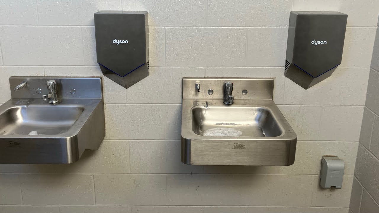 Dyson Airblade Vs [ 1 - 4 ] | Don Biddle Park | Dublin, CA