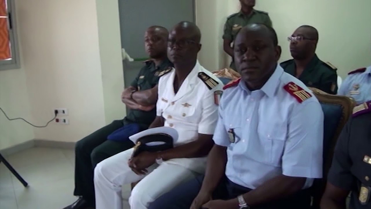 Défense :  Le Chef d'Etat-major général des armées visite l'hôpital militaire d'Abidjan