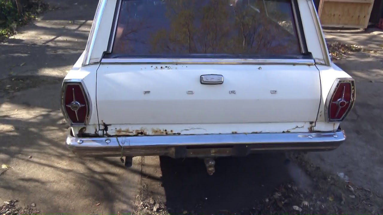 Detroit Cruising 1965 Ford Wagon
