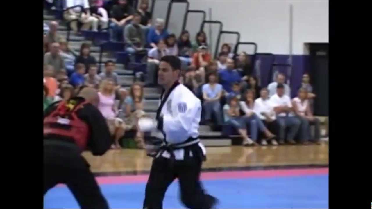 Hwal-moo Taekwondo Demonstrations