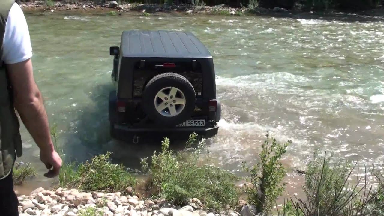 Wrangler Rubicon river crossing