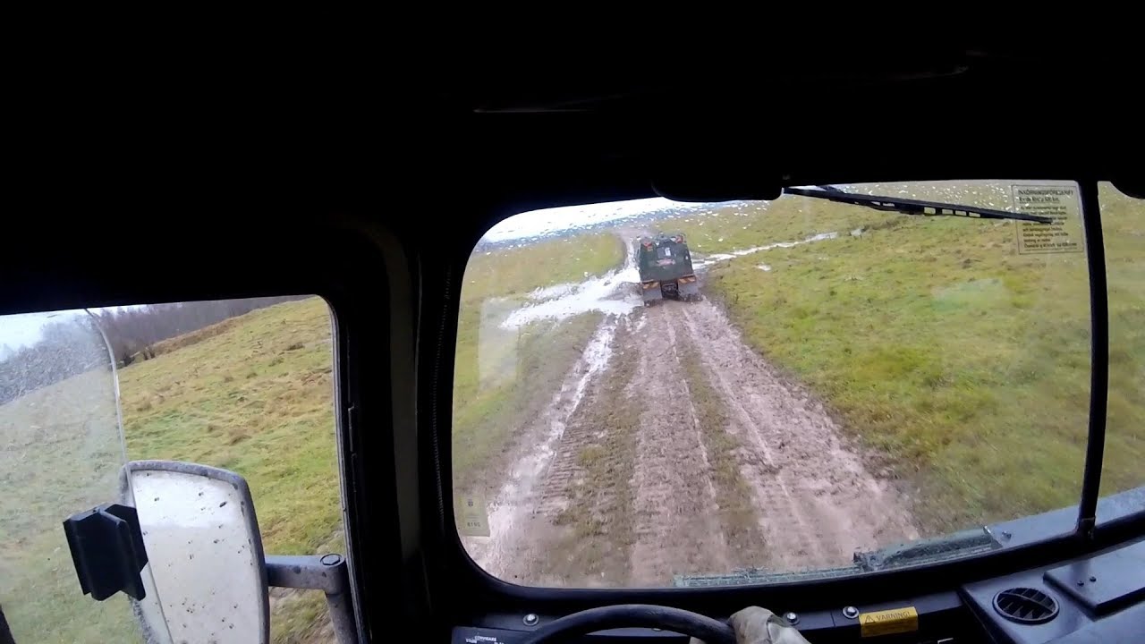 Bandvagnsförare i Försvarsmakten