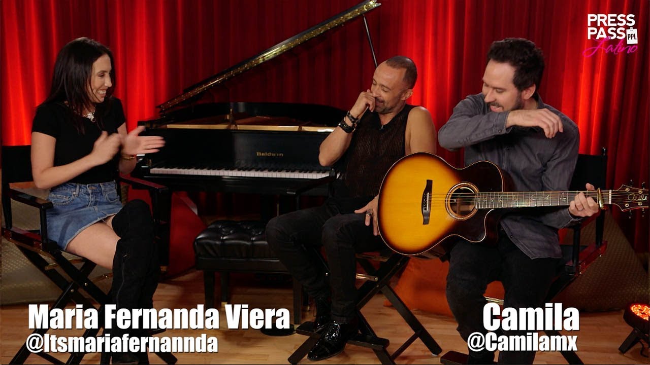 Camila canta 