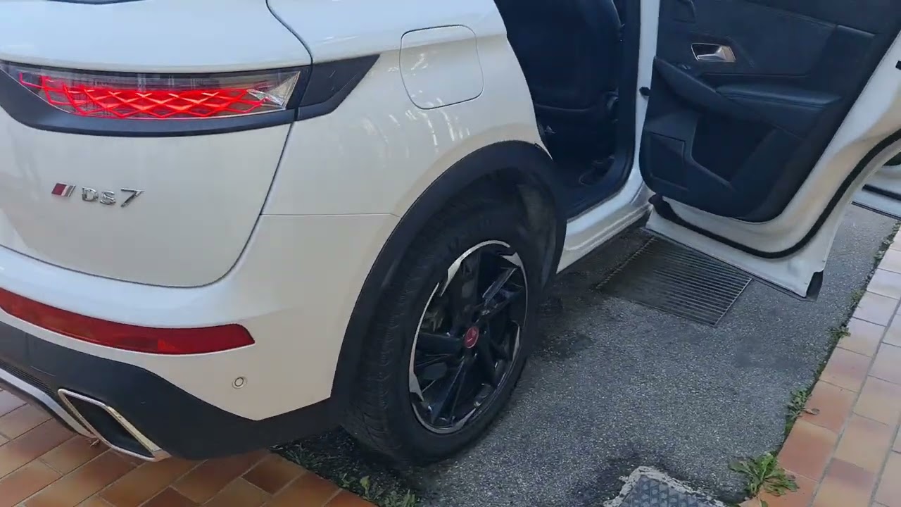 DS 7 CROSSBACK PERFORMANCE LINE