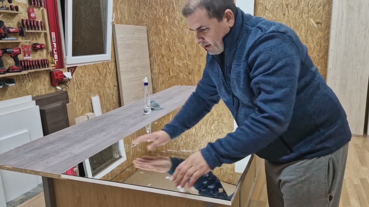 Problem sa kliznim vratima sa ogledalom