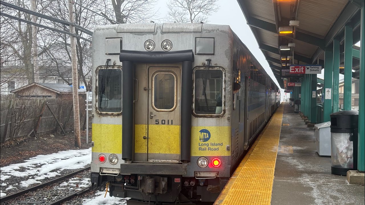 LIRR Train #63 Kawasaki Bilevel C3 Full Ride (Patchogue - Babylon)