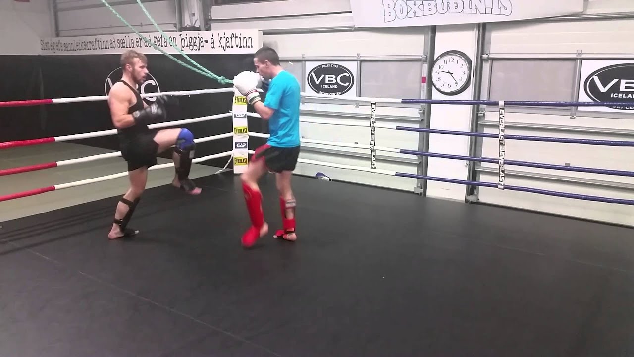 Light Sunday sparring VBC MMA