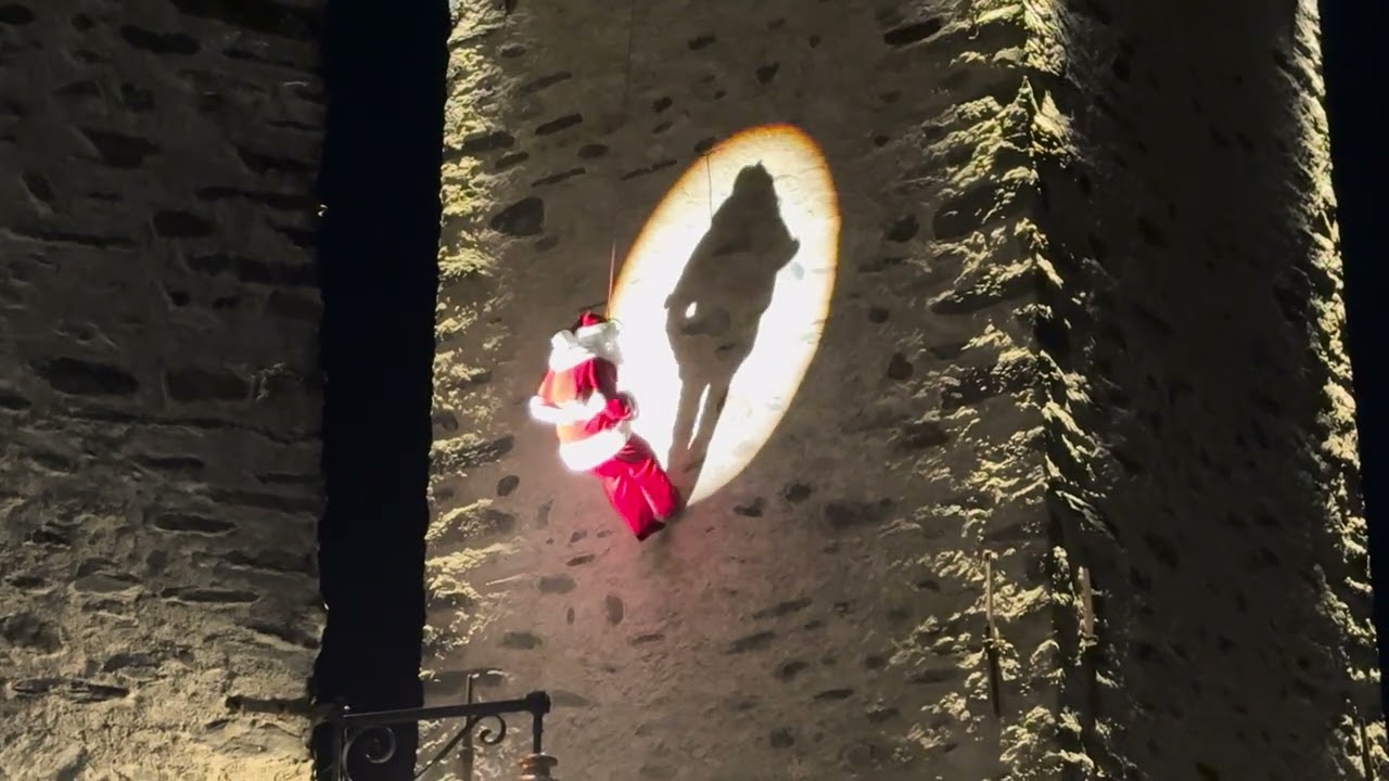 Arrivée du Pere Noël à Saint Martin la Porte - 20/12/2025