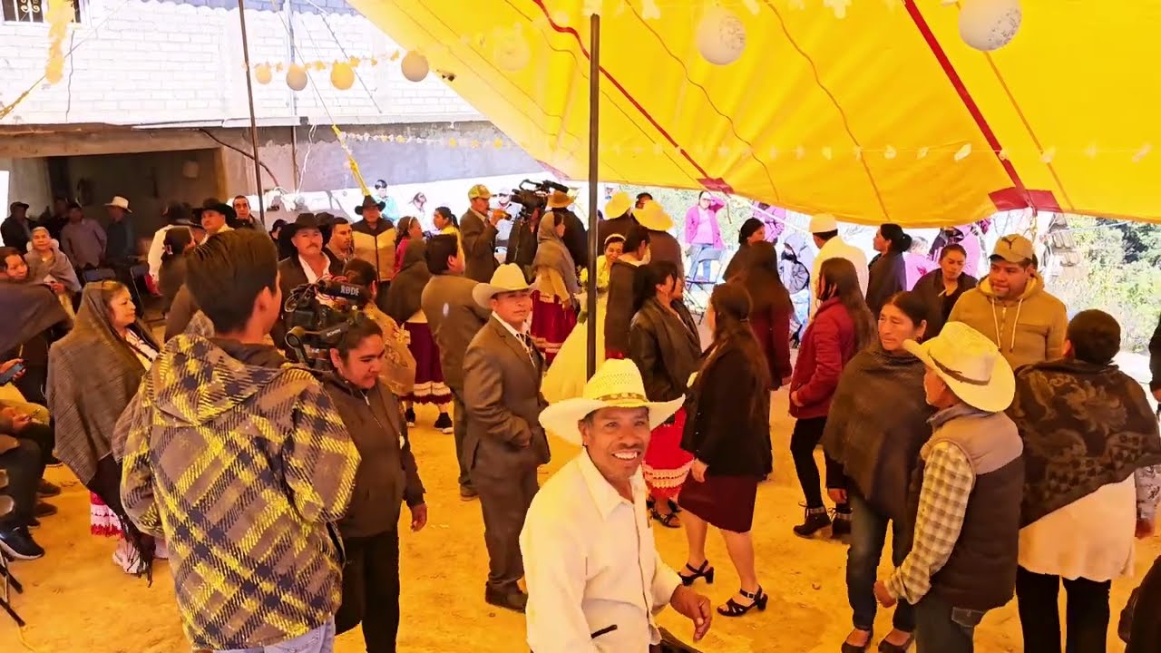 música tradicional de la mixteca boda en un pueblo de oaxaca