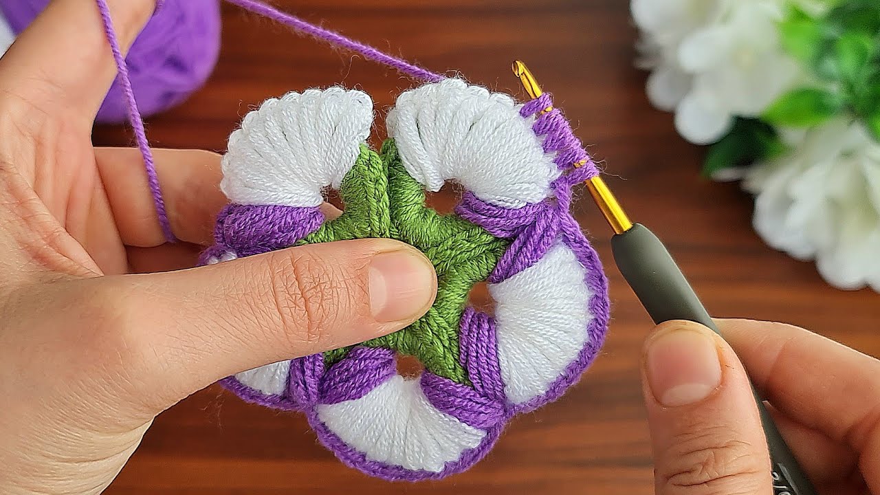 3D⚡💯Crochet Flower💯👌How to make beautiful eye catching crochet flower ✔ Sell and give as a gift. 👍