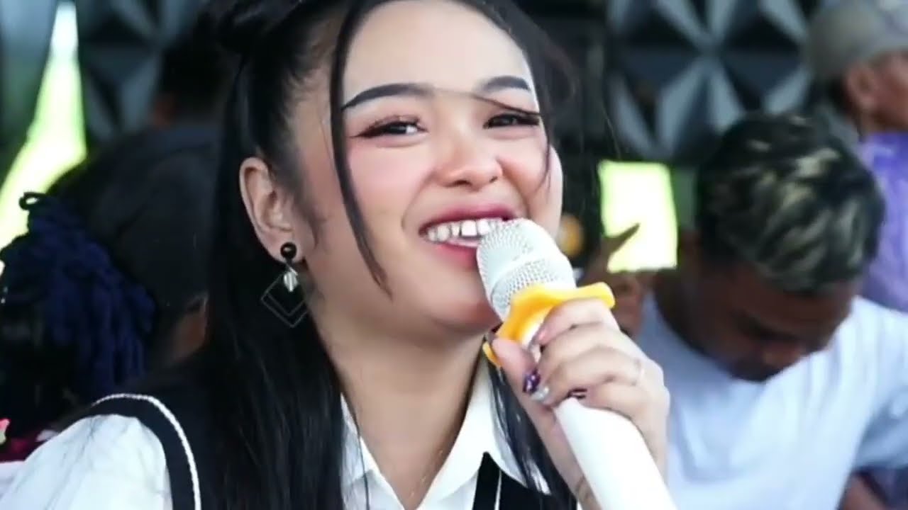 Kakange Blenger - Indah Wati (Live)
