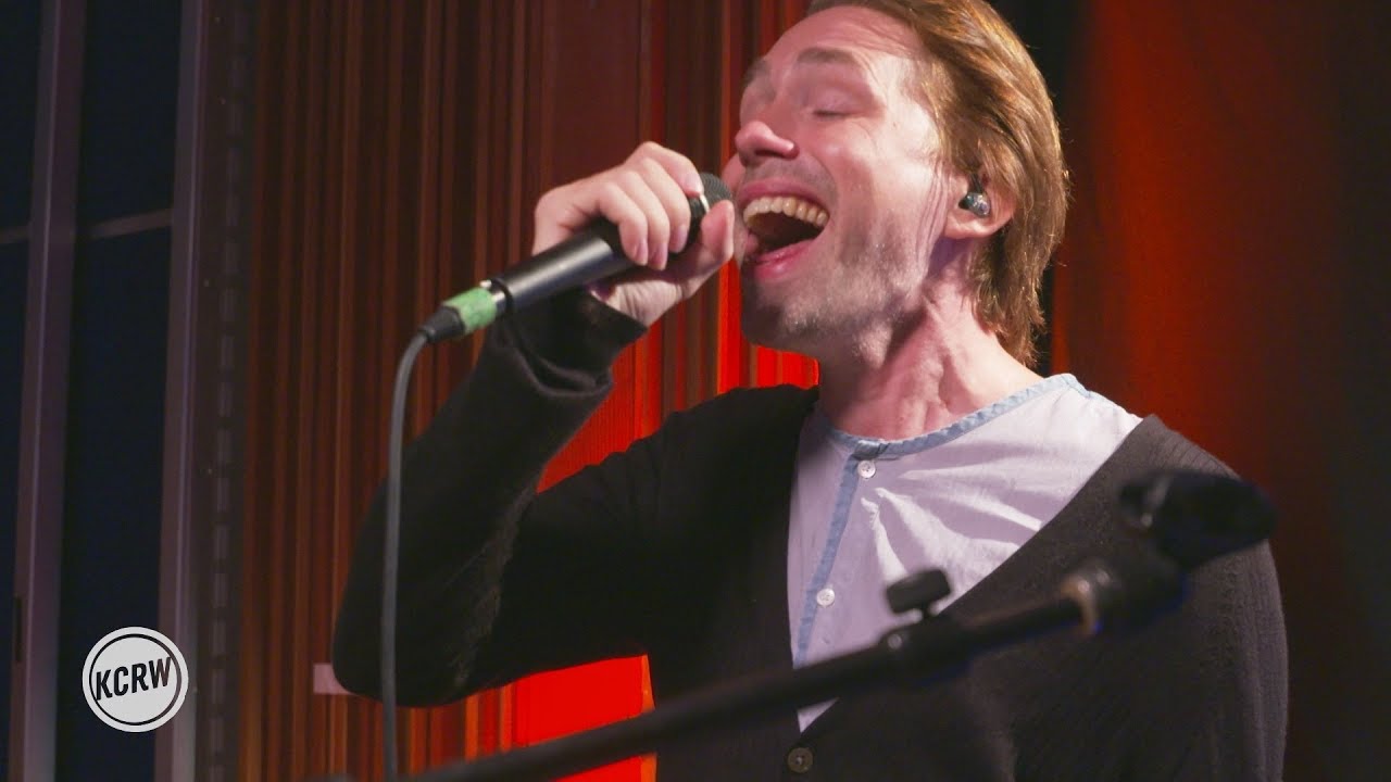 Mew performing 