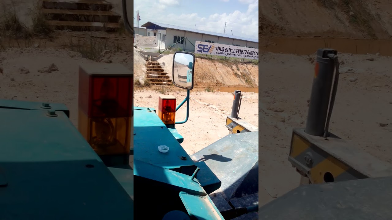 kobelco 25ton..how to operate outrigger
