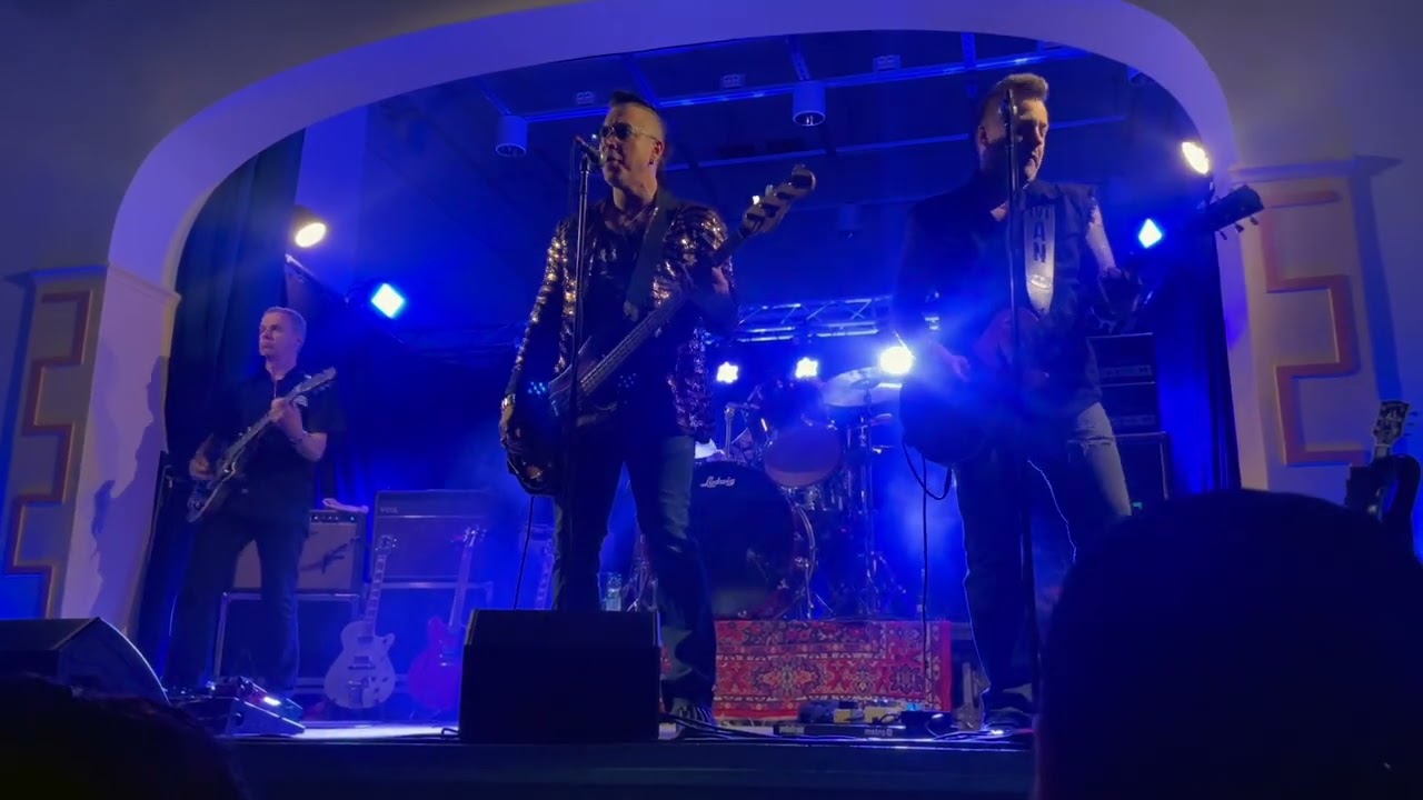 Hurriganes Show