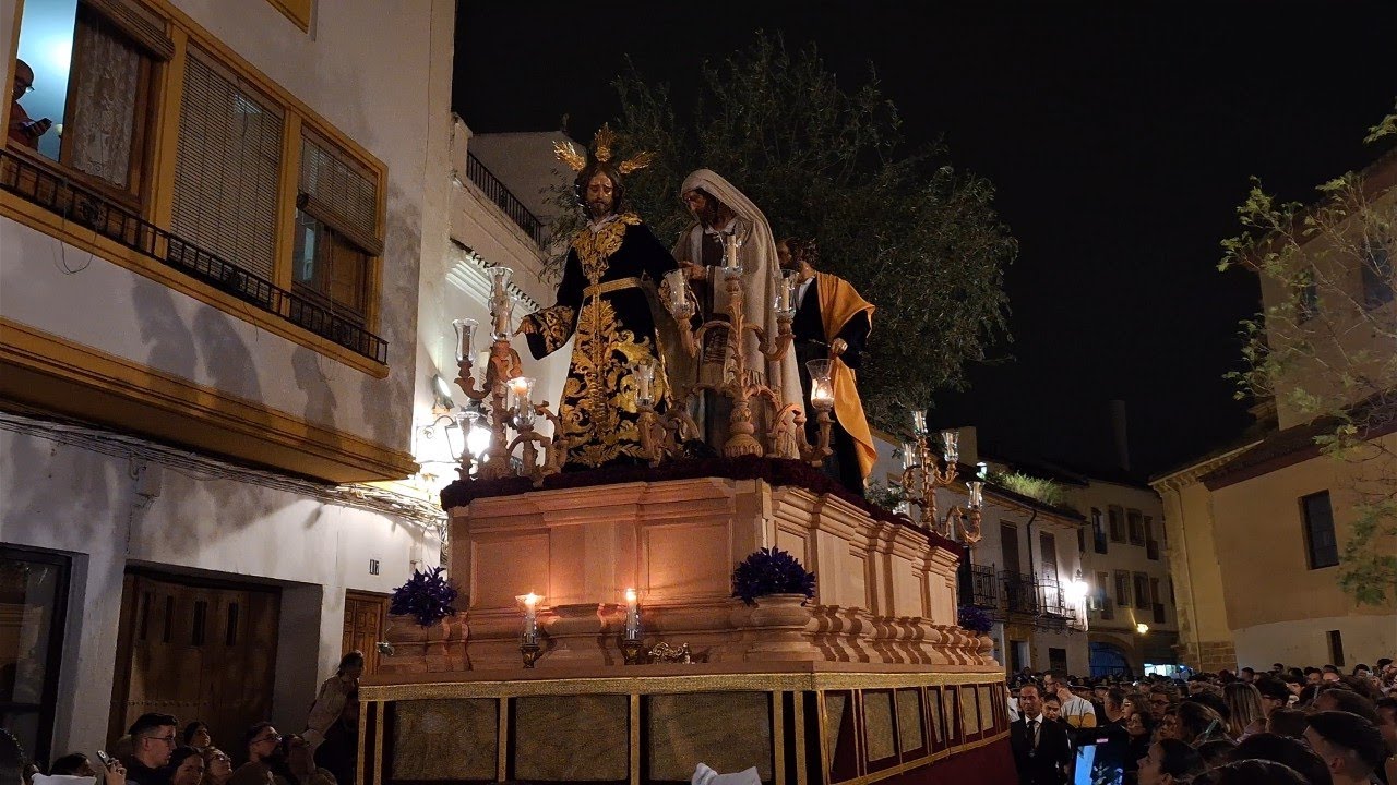 Beso de Judas (La Salud) al son de 'Ante Caifás' - Jueves de Pasión Córdoba 2024