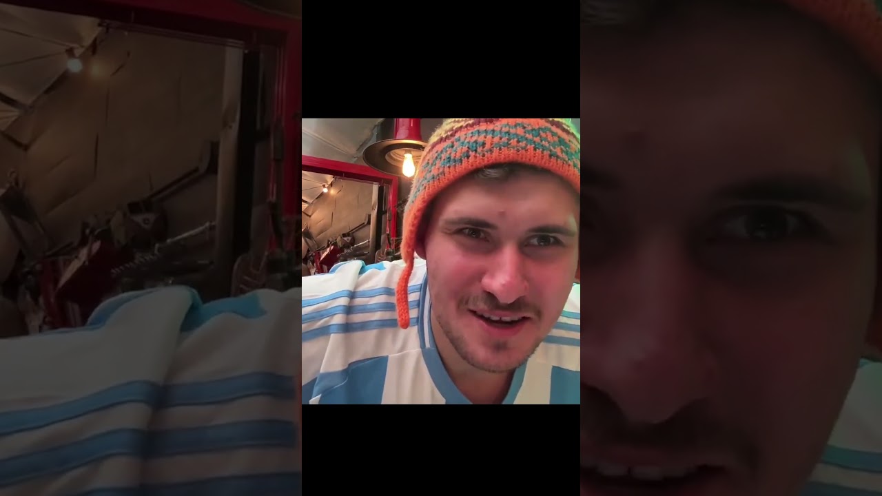Как #leva2k поднял на уши ресторан в Аргентине)) twitch: leva2k