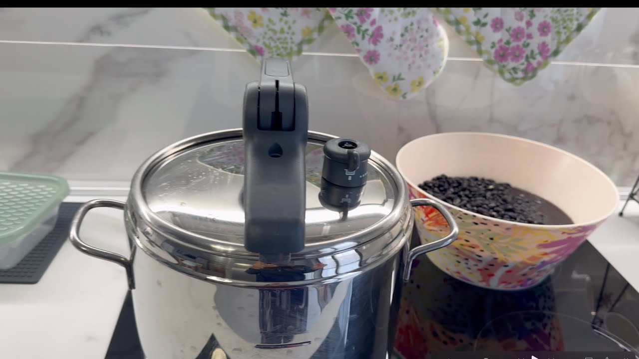 COME CUCINARE LEGUMI IN PENTOLA A PRESSIONE FAGIOLI NERI