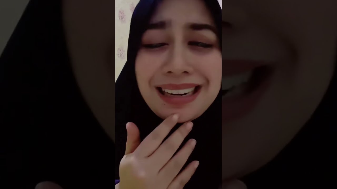 Milda kembali mengydara buat kalian semoga betah jilbab live terbaru