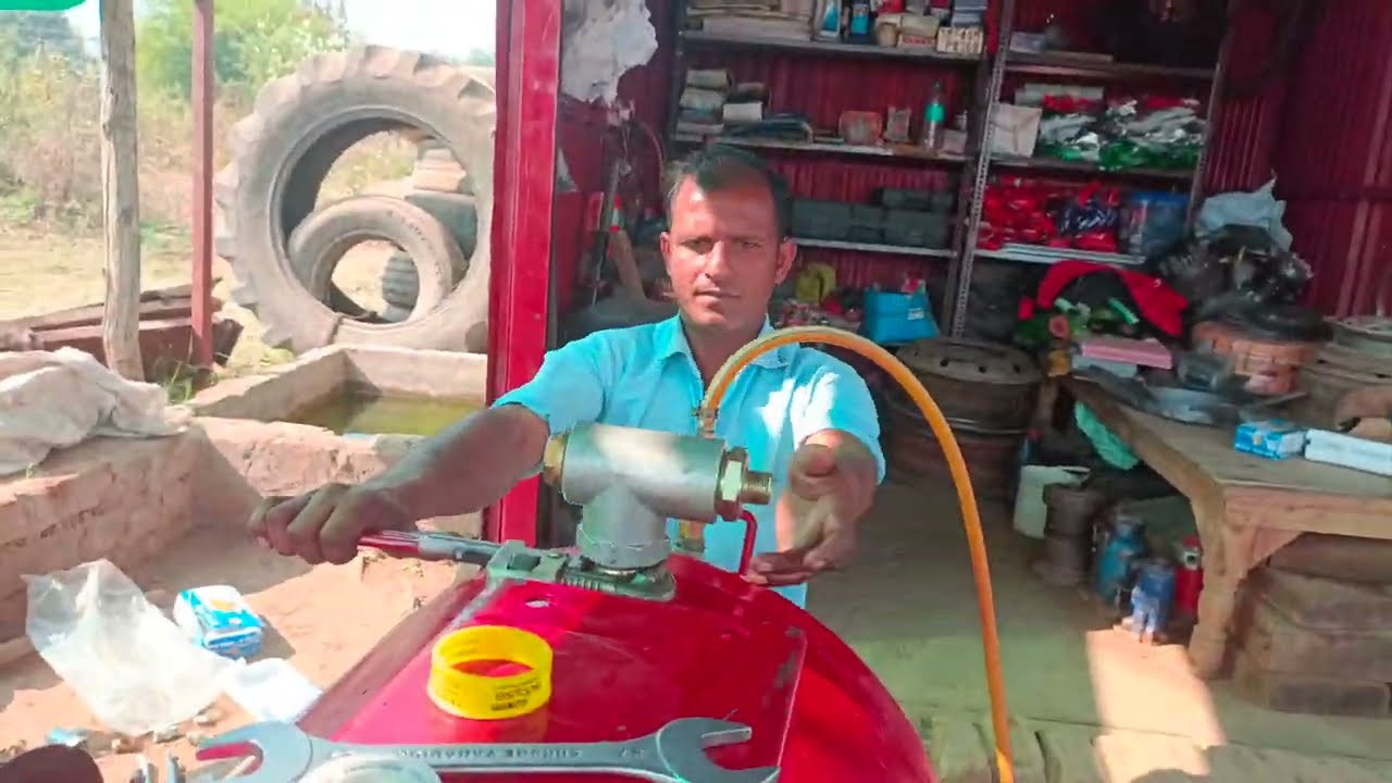1000P. tank. in wall fitting compresser fitting .Devendra Rathore tyre puncture Dukaan