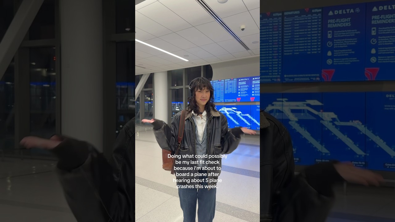 Atleast im going out in style..?😀 #thisisacryforhelp #help #plane #flight #airport #fyp #nyc #funny
