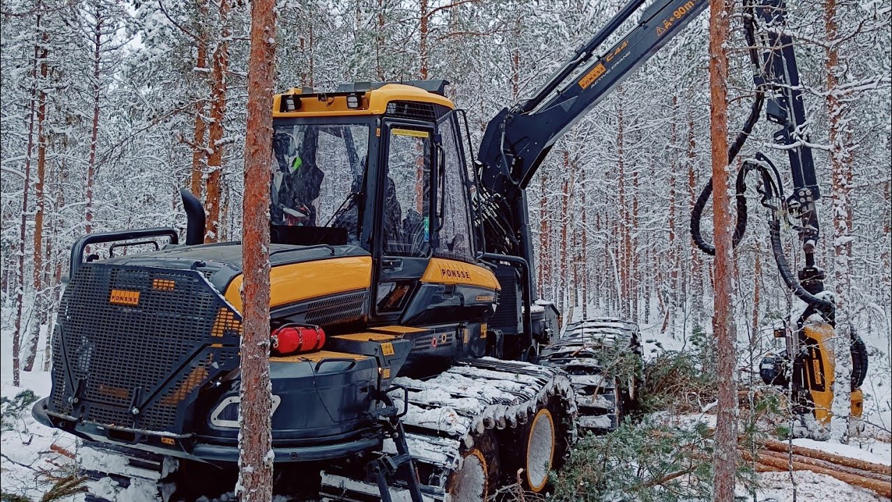Pienirunkosta ensiharvennusta Ponsse Cobra H6 Active Crane