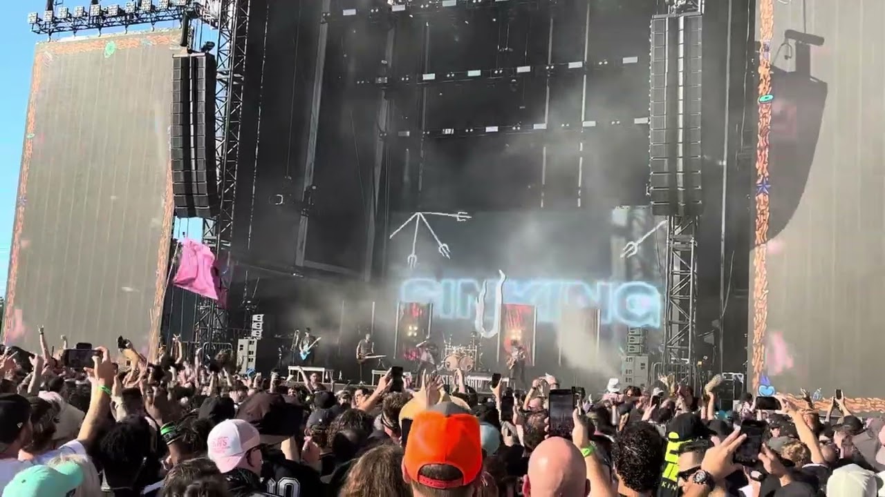 August Burns Red - Mariana’s Trench - live Warped Tour 2025 Orlando 