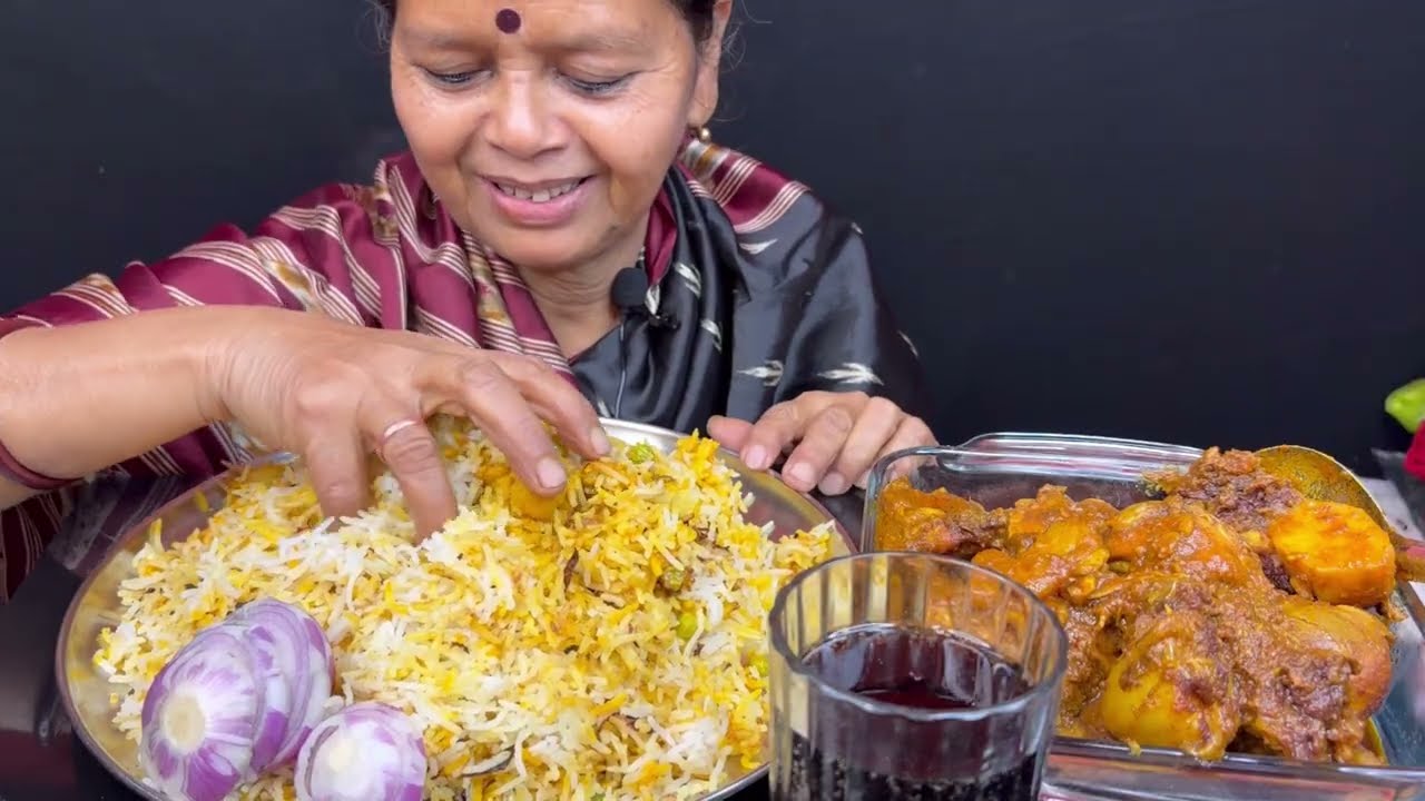 BIGBITES, EATING HOME MADR VEG BIRIYANI WITH SPICY CHICKEN KOSHA।।